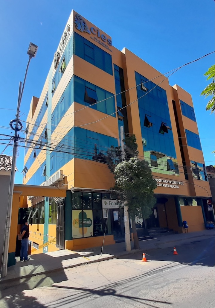 clinica Tarija